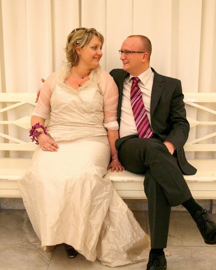 Vandaag zijn we 18 jaar getrouwd. Inmiddels een gezin met twee geweldige kinderen. We hebben veel meegemaakt en hebben ook nu nog onze uitdagingen, maar we steunen elkaar door dik en dun. Ik hou van je @elles__vertelles Op nog vele jaren samen met ons gezin!