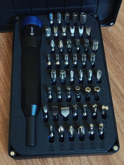 Een van de mooiste en fijnste in de hand setjes die ik heb @ifixit #compliments #ifixit